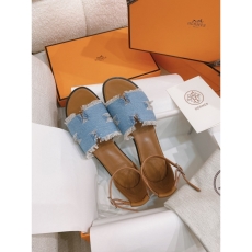 Hermes Slippers